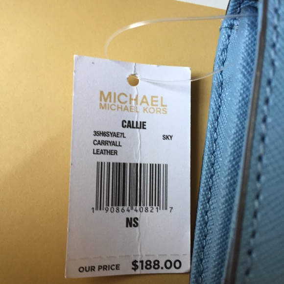 NWT MICHAEL KORS CALLIE CARRYALL LEATHER WALLET - Picture 3 of 7